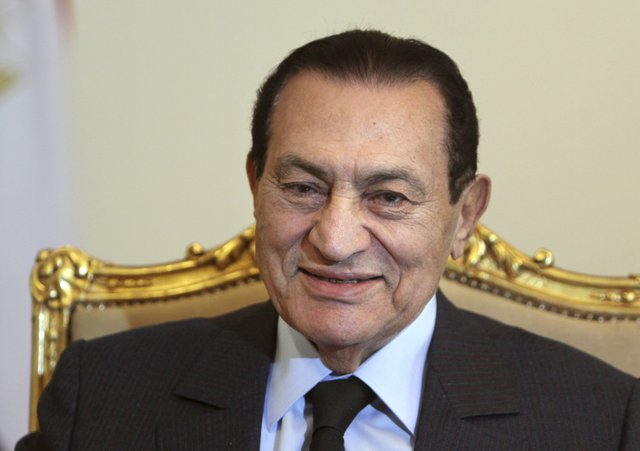 Hosni Mubarak : AP Photo