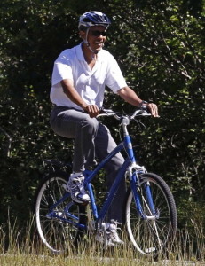 president-barack-obama-rides-along-bike-path-correllus-state-forest-martha-vineyard-west-tisbury-massachusetts